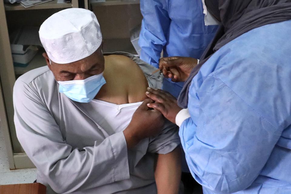 LIBYA-HEALTH-VIRUS-VACCINES