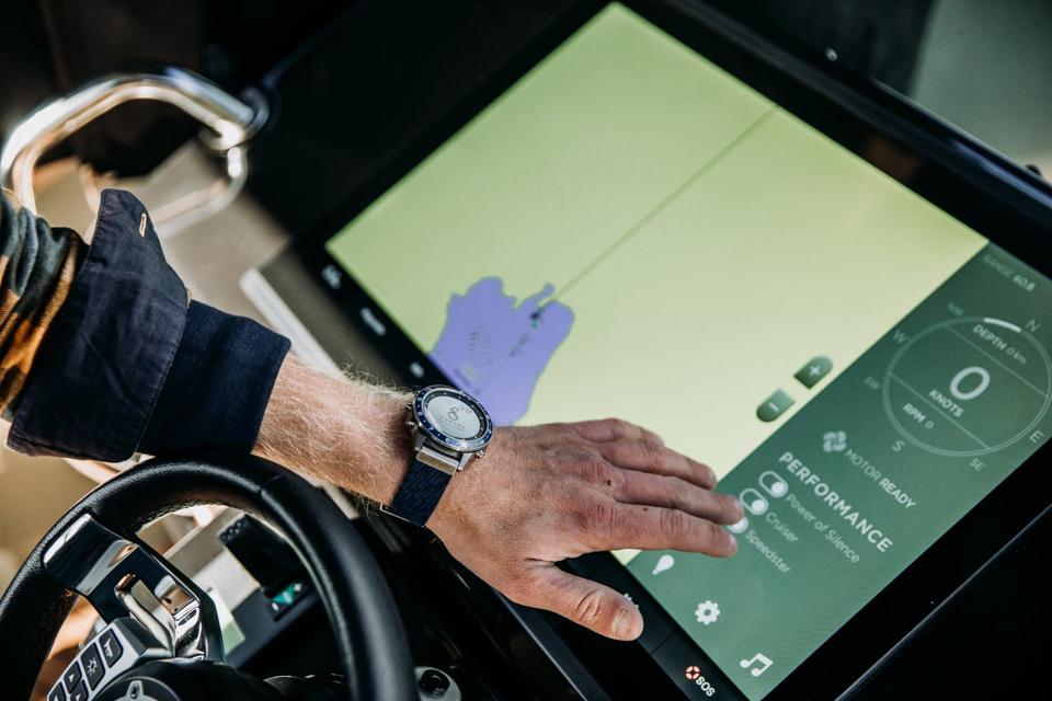 The Eelex 8000 electric boat by X Shore has a giant 24″ touchscreen.