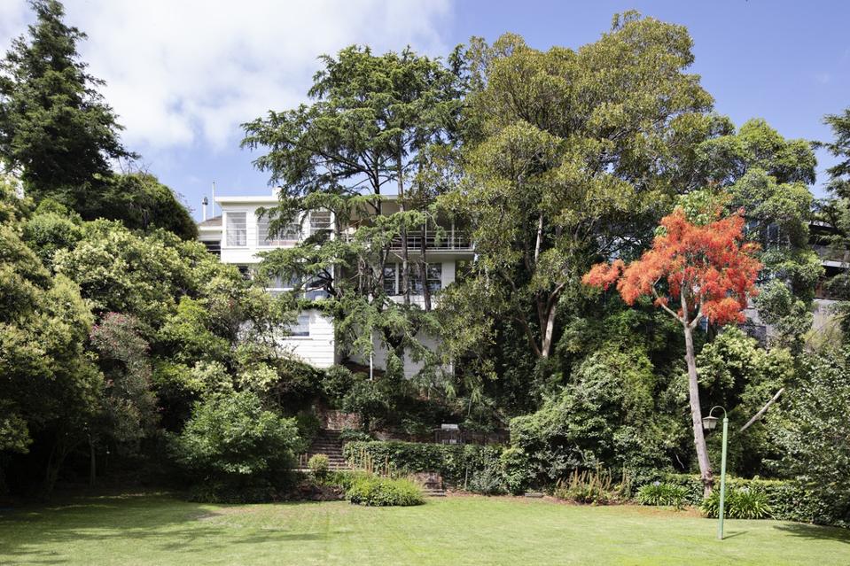 rear exterior deco inspired home at 7 Edzell Avenue Toorak, Victoria, Australia