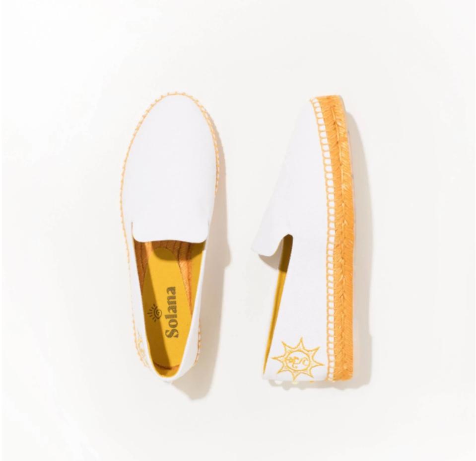 Solana Ubud white and gold vegan shoes