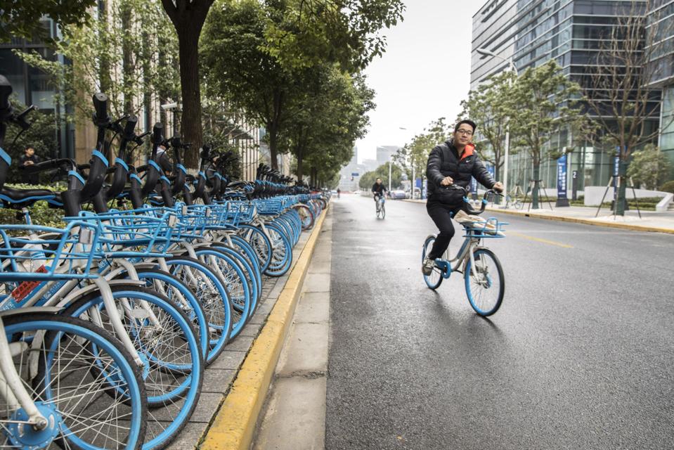 Interview With HelloBike Co-Founder Li Kaizhu And The Ride-Sharing Company's Operations In Shanghai