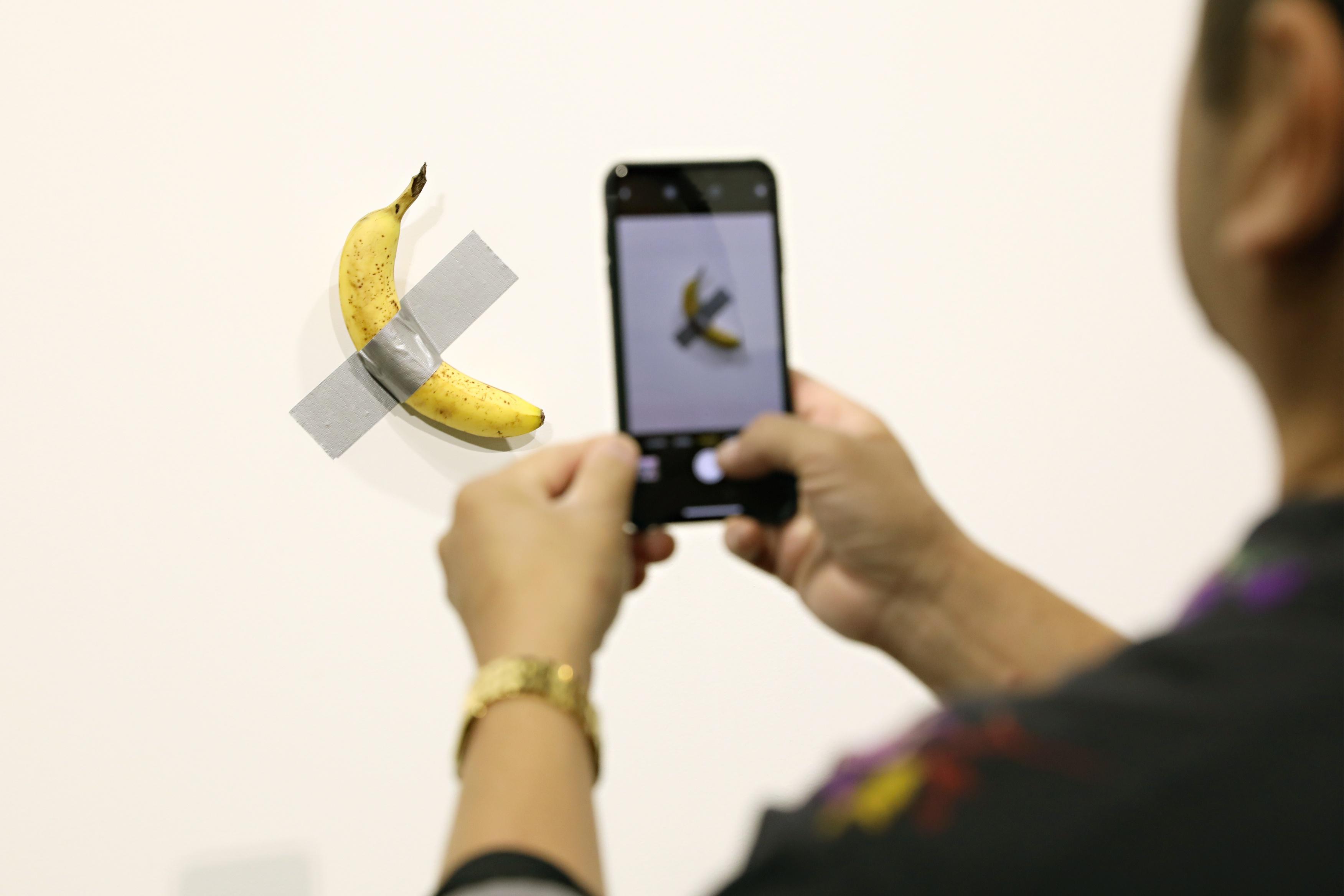 Dole Teams Up With 'Hungry Artist' Who Ate $120,000 Banana At Miami Art Basel 2019 For NFT Collection - Vimarsana News