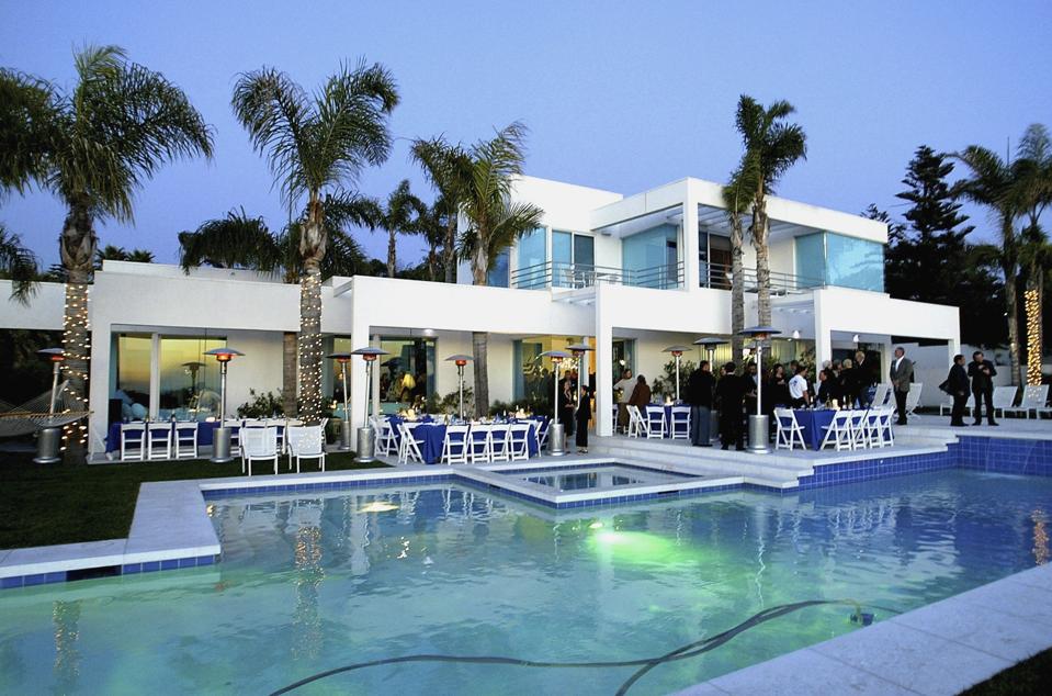 Presidential Candidate Dennis Kucinich Fund Raiser in Malibu