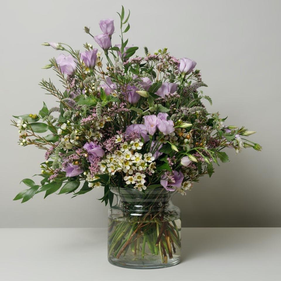 The Best Flowers To Give Your Mom On Mother’s Day