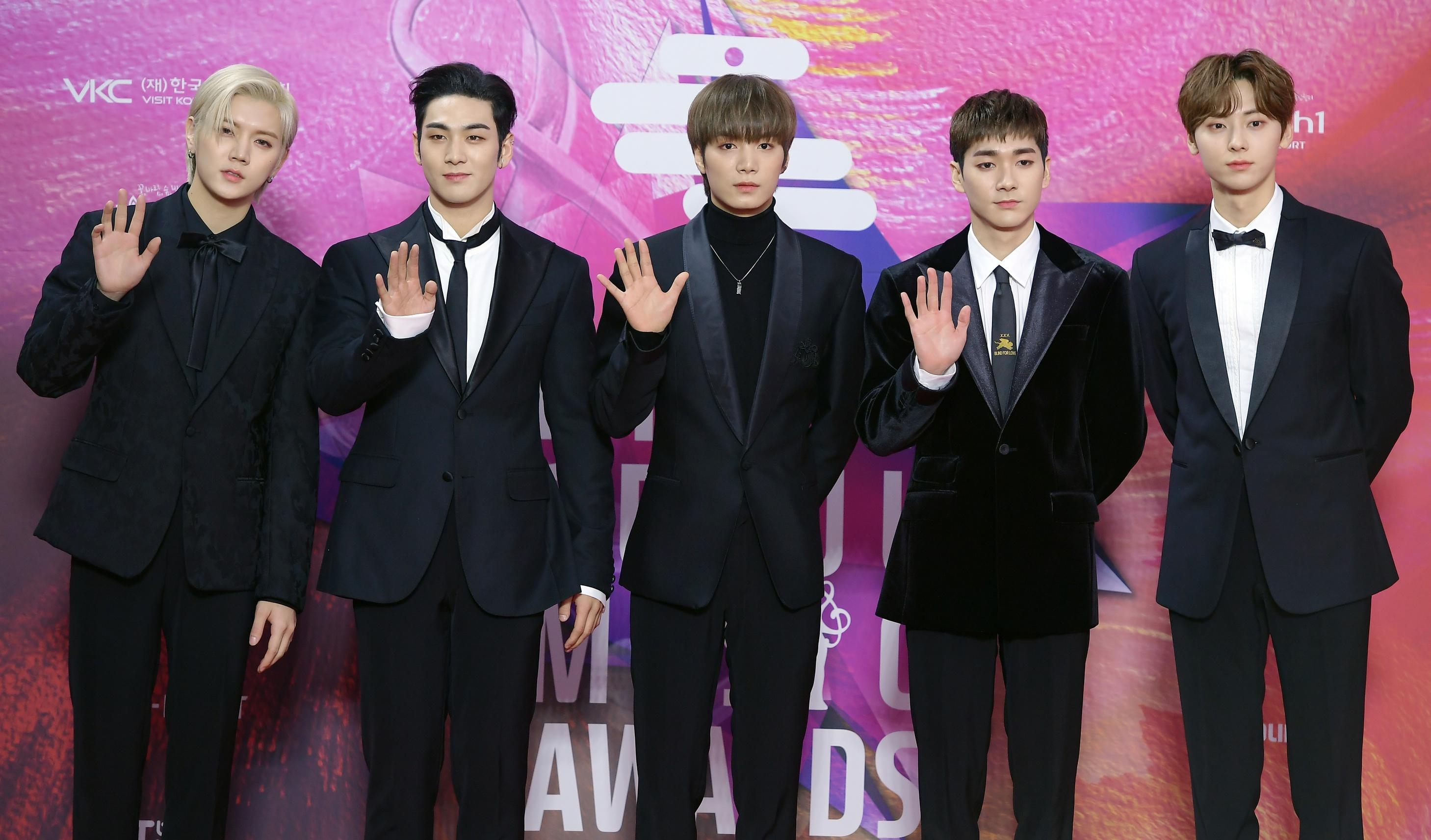 NU'EST, SHINee, DAY6, BAEKHYUN And Blackpink's Rosé: This Week's 10 Bestselling Albums In Korea - Vimarsana News
