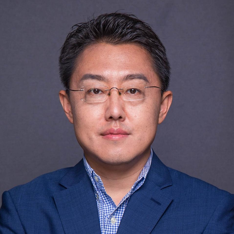 Portrait of Cainiao’s general manager James Zhao