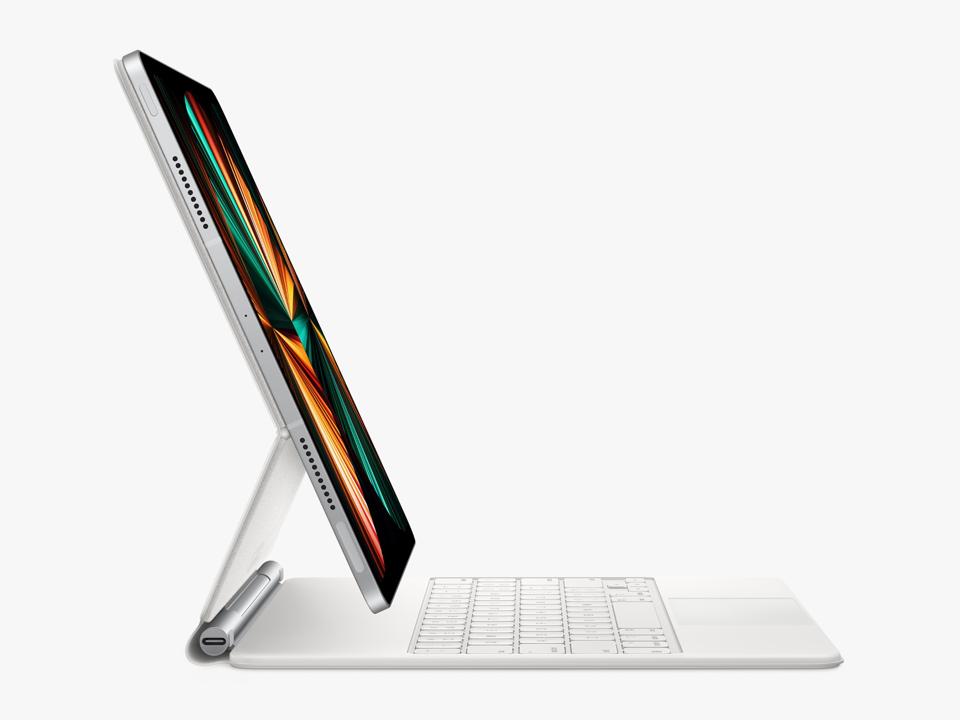 Tthe new 5th generation iPad Pro