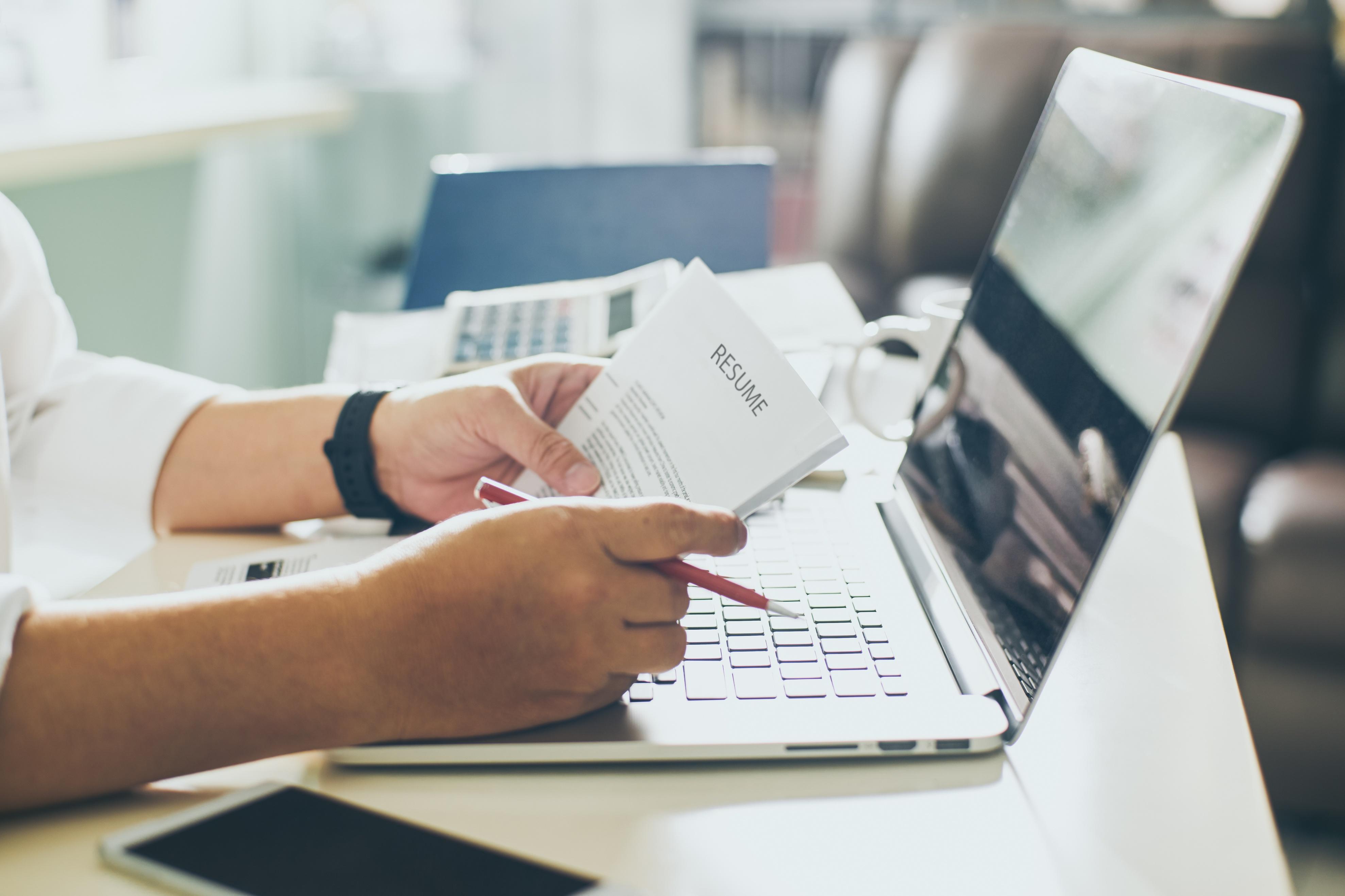 How To Improve Your Resume And Take It To The Next Level - Vimarsana News