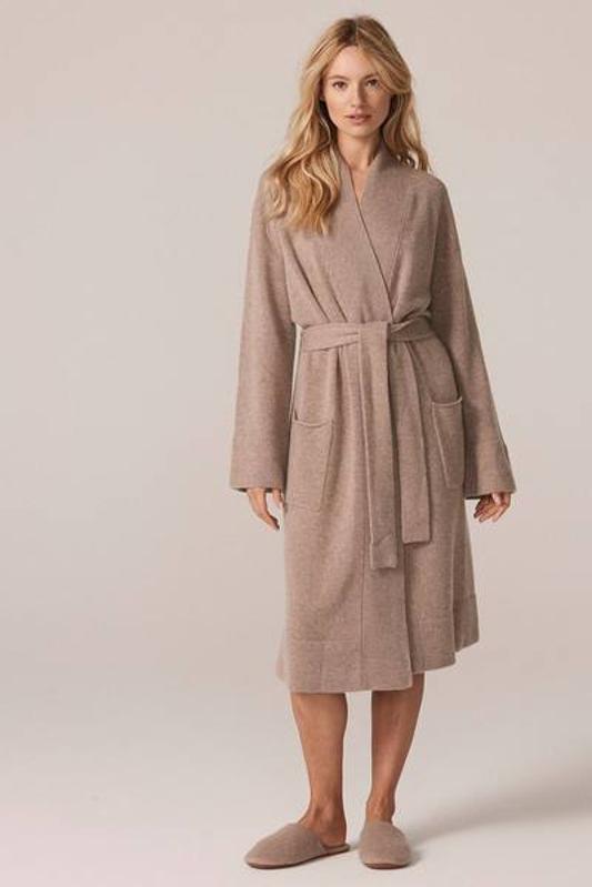 7 Of The Best Bathrobes To Give Mom This Mother's Day