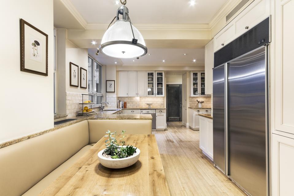 kitchen breakfast booth inside manhattan apartment 1120 Fifth Avenue, Apt 2B New York, NY, USA