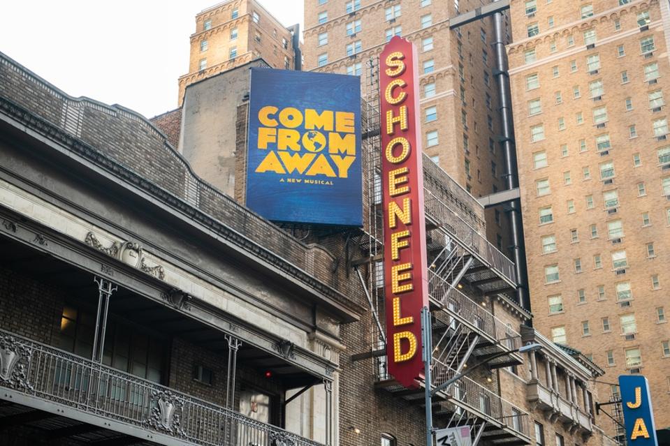 ″ Come From Away Merayakan 1000 Pertunjukan Di Broadway