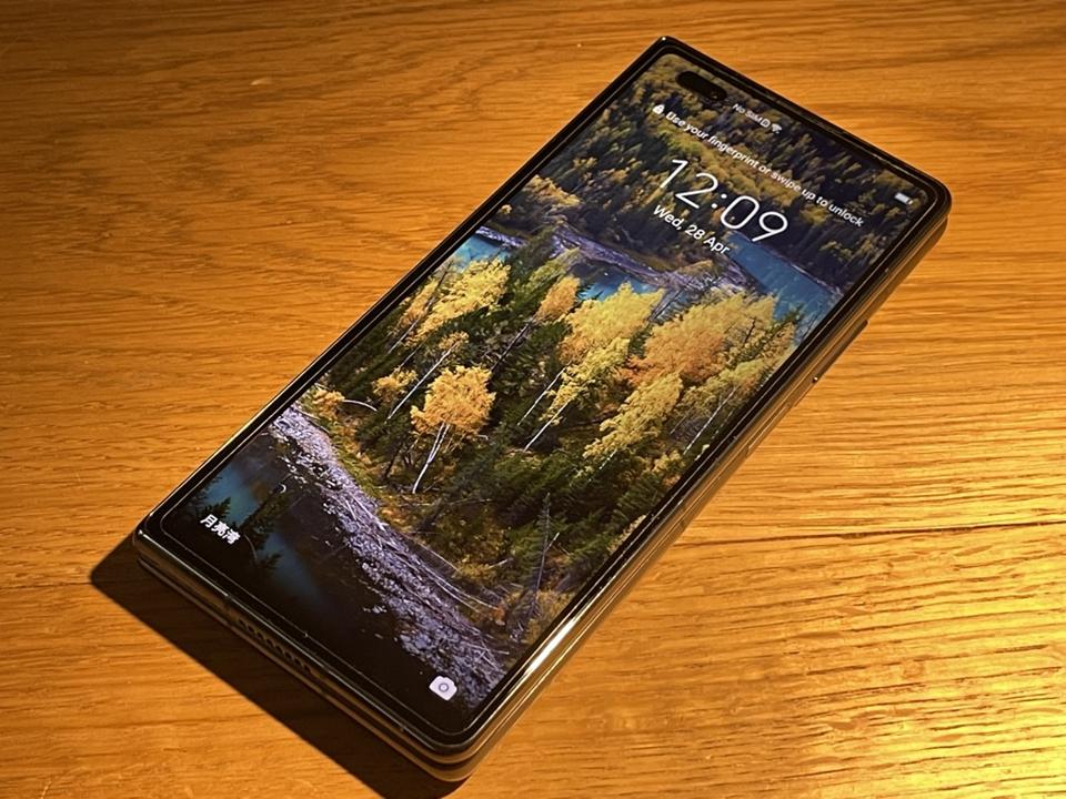 The new Huawei Mate X2.
