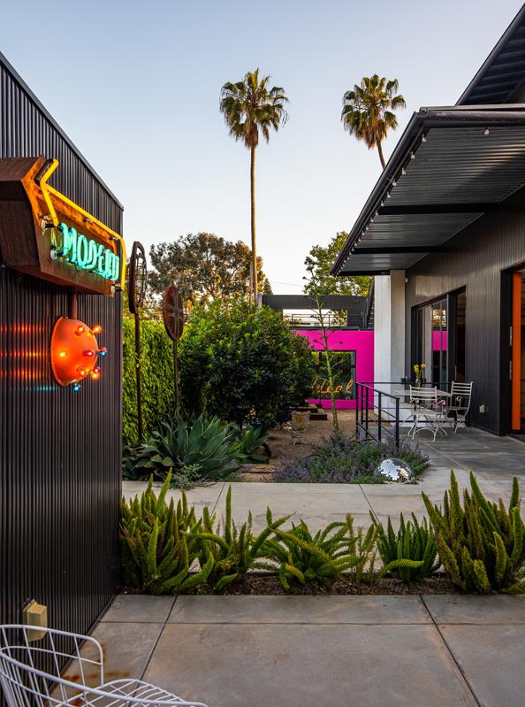 The Story Behind One Of Venice’s Most Recognizable Homes 126 patio at todd piccus invader house venice beach 813 palms blvd