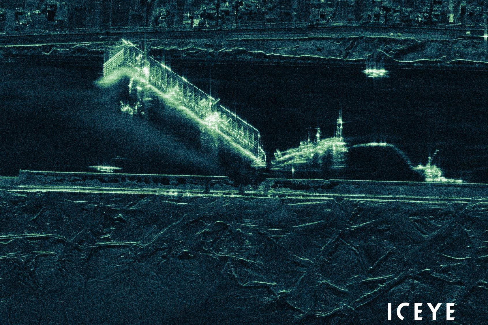 A high-resolution, close-up satellite radar image of the Ever Given blocking the Suez canal.