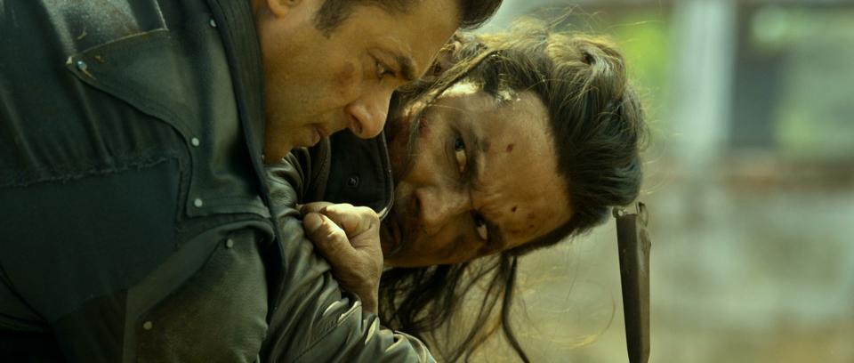 Salman Khan and Randeep Hooda during a face-off in 'Radhe Your Most Wanted Bhai'.