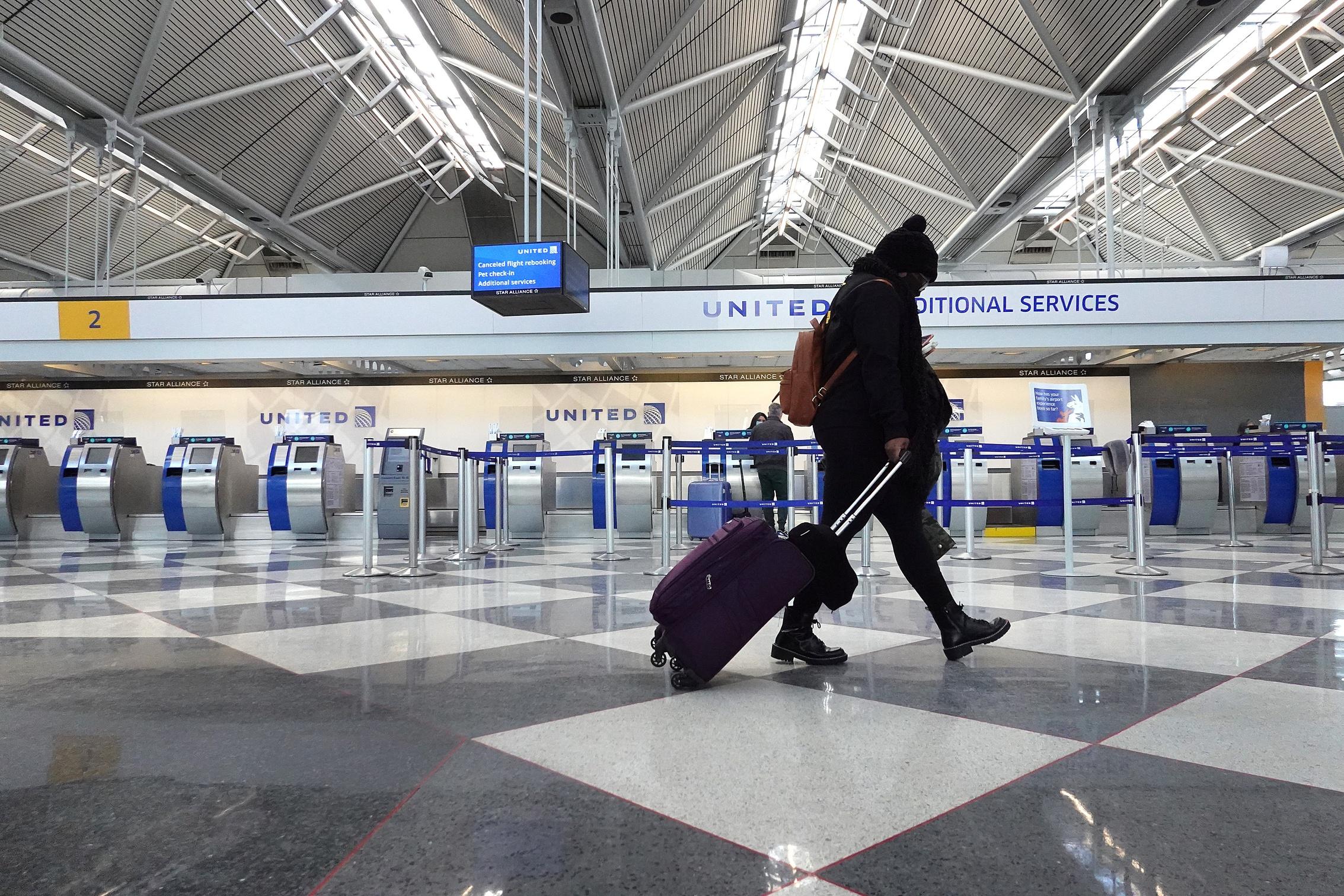 United Airlines And Abbott Labs Offer International Passengers CDC-Blessed Covid-19 Home Testing - Vimarsana News