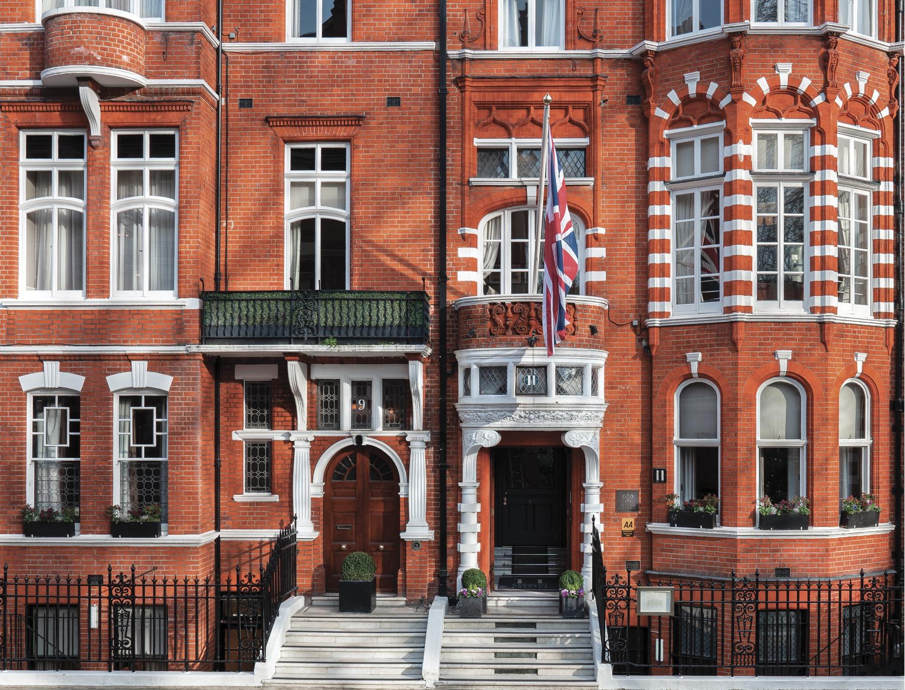 London's Best New Boutique Hotel Isn't A Hotel At All - Vimarsana News