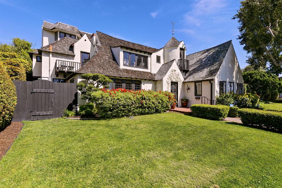 ulllrich monkey crest la jolla landmark house beach barber tract