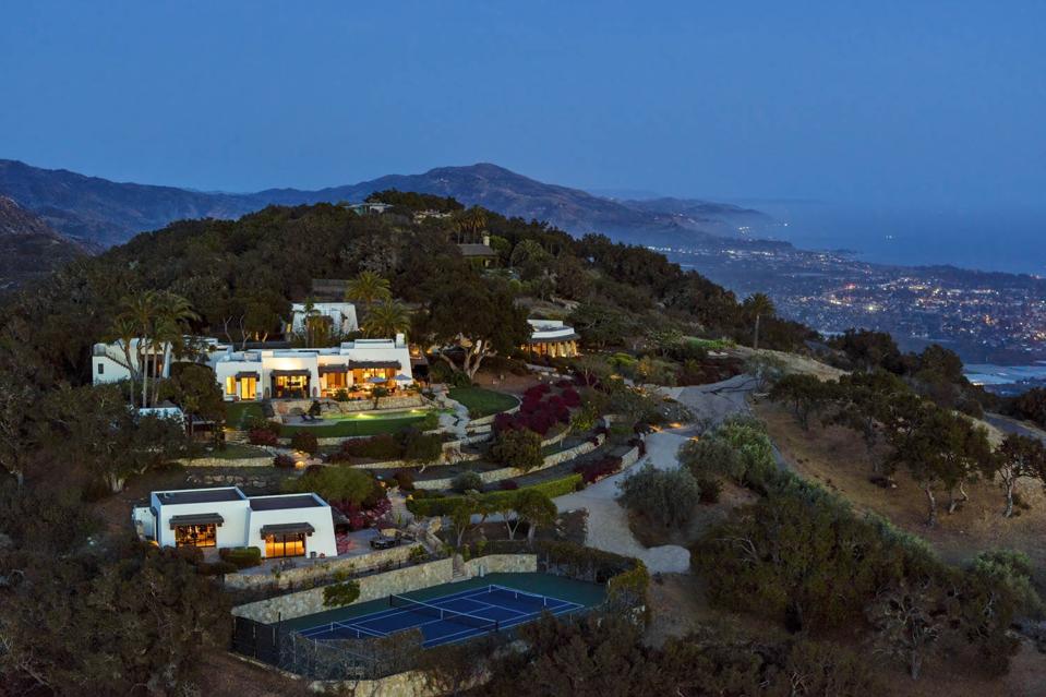 560 Toro Canyon Park Road at night hilltop haven carpinteria