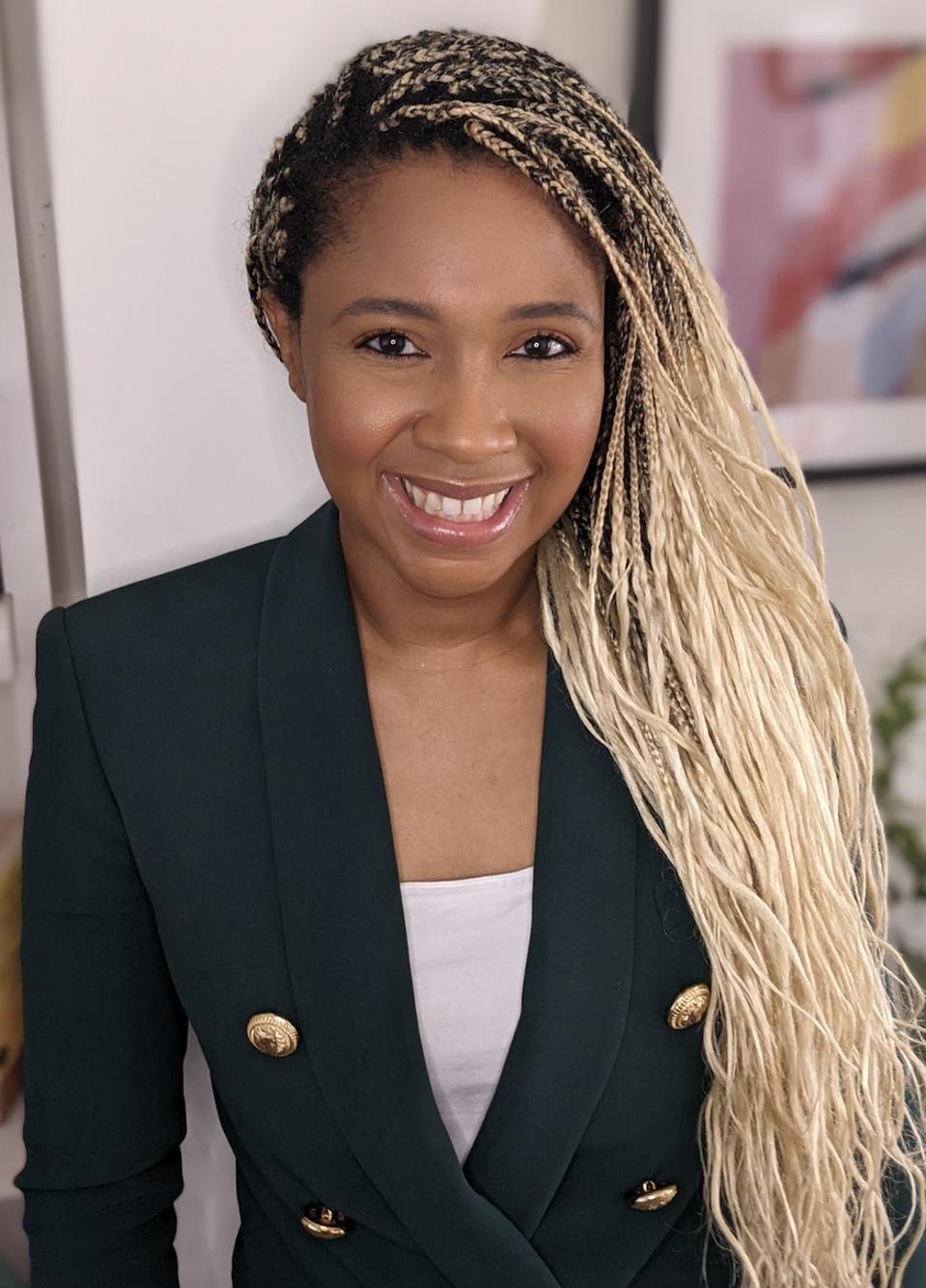 The IET Crowns The 15 Most Valuable Inventions Of The Last 150 Years The IET panel’s second chair, June Angelides MBE, was selected as a #DifferenceMaker by the IET, as part of its 150th-anniversary celebrations