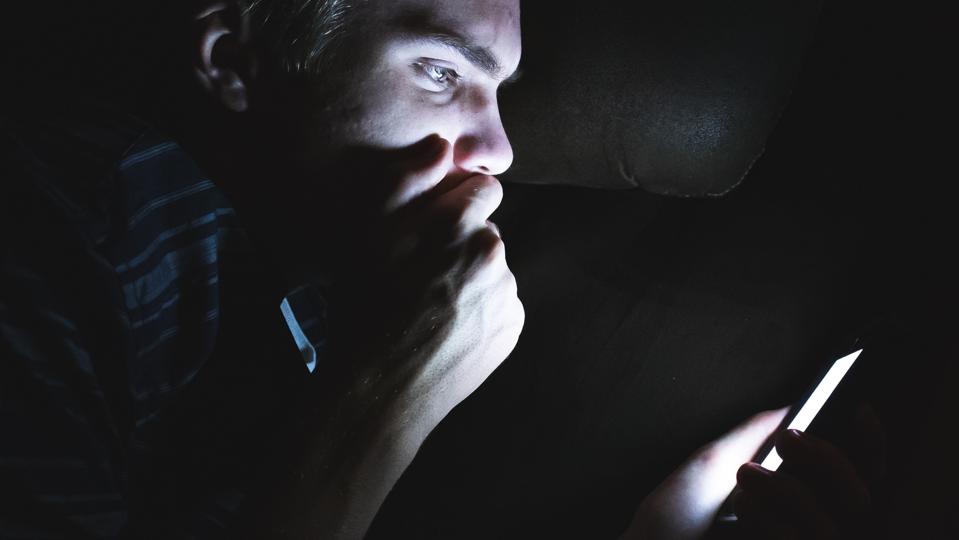 Delete Every App On Your Smartphone That’s On This List Delete Every App On Your Smartphone That’s On This List