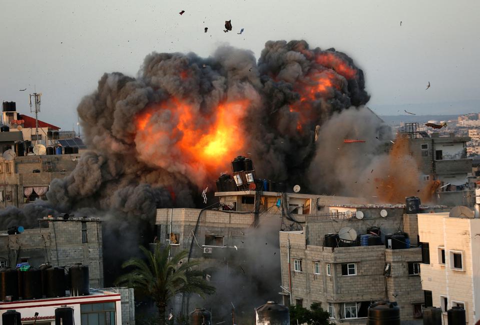 TOPSHOT-PALESTINIAN-ISRAEL-CONFLICT-GAZA
