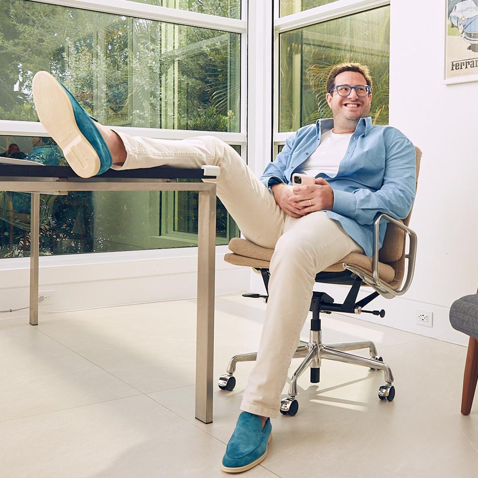 How This Democratic Senator's Son Made $100 Million In Stocks And Why He Fled To Low Tax Florida - Vimarsana News