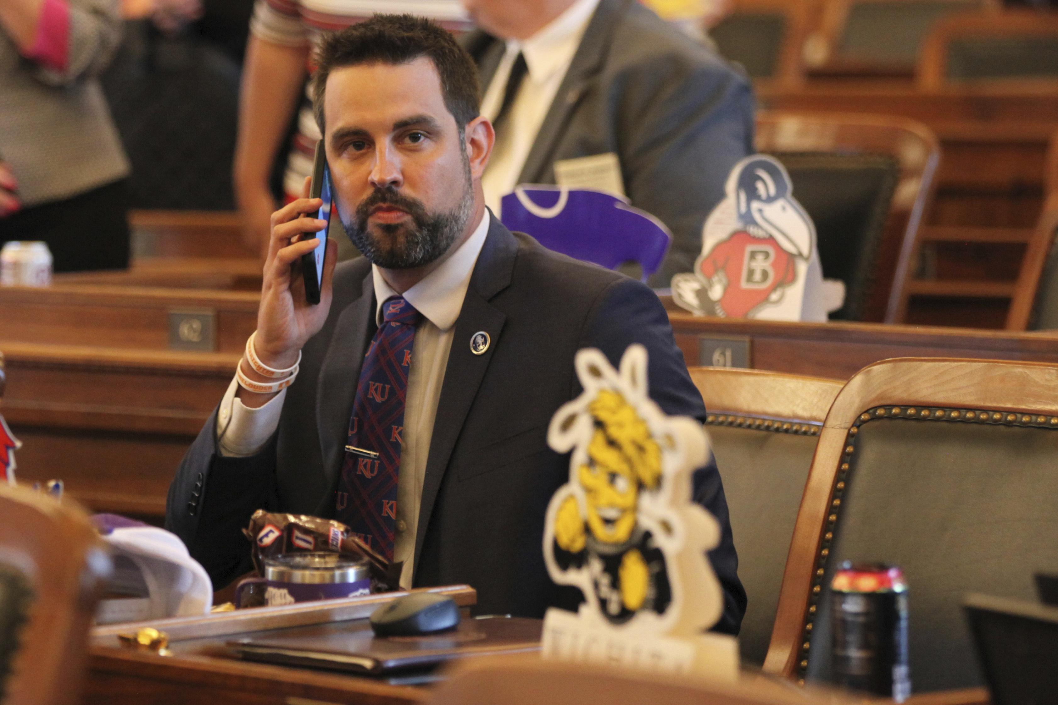 Kansas Lawmaker Accused Of Kicking High Schooler In The Groin Says God Told Him To Punish Students - Vimarsana News