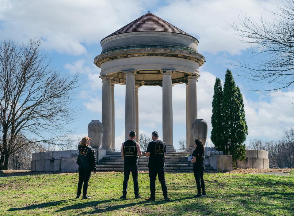 Pennsylvania Horticultural Society flower show 2021 habitat jeff leatham FDR Park