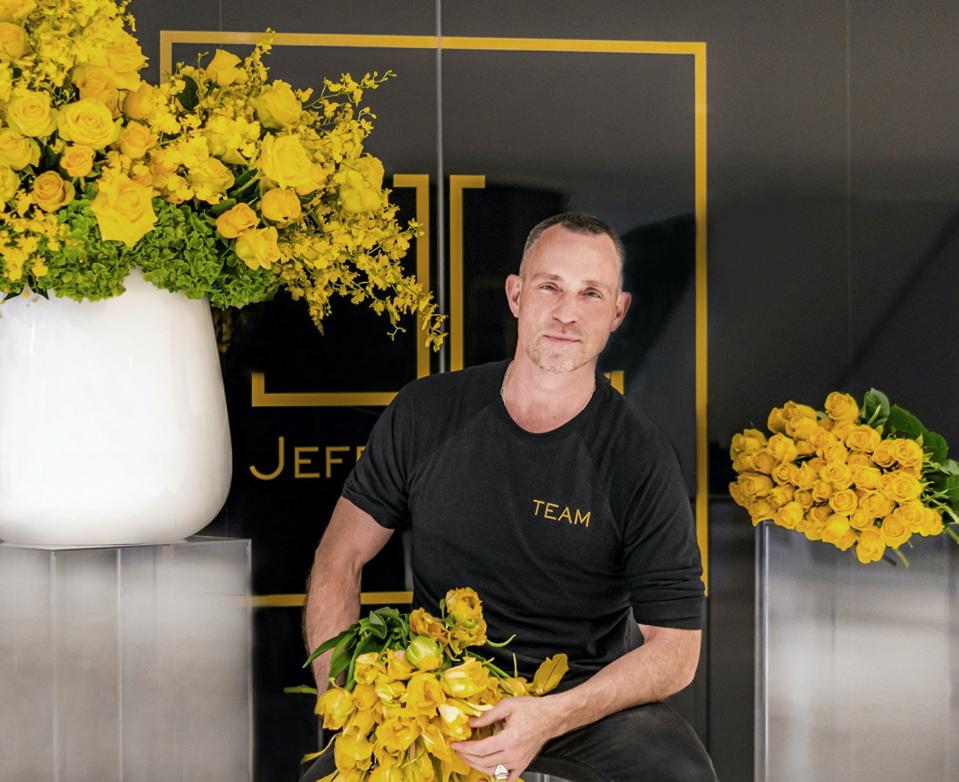 Four Seasons Hotel Philadelphia at Comcast Center Celebrity floral designer Jeff Leatham