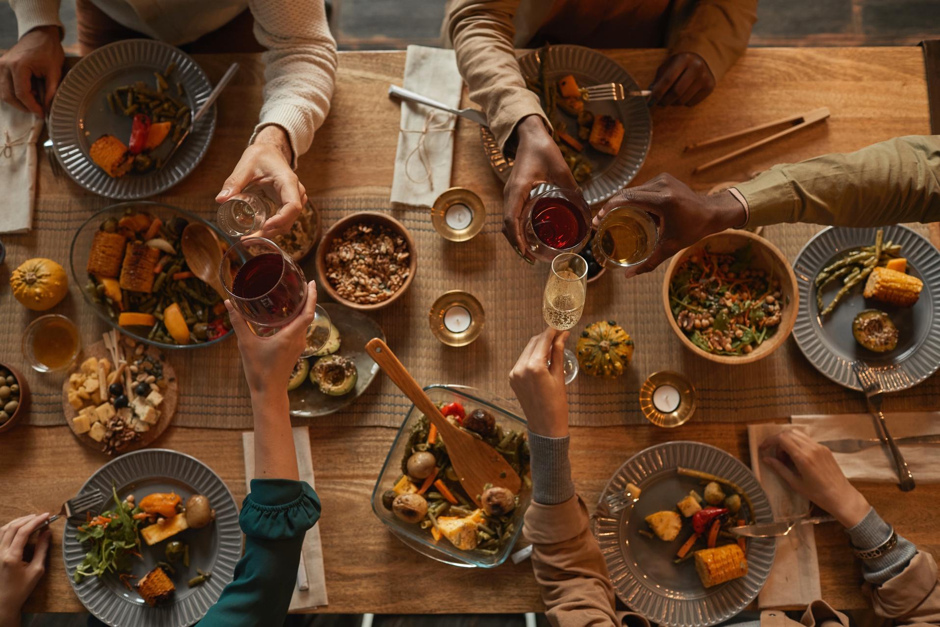 Dining Out Again, With Wine: Restaurants And The Post-Vaccination Experience - Vimarsana News