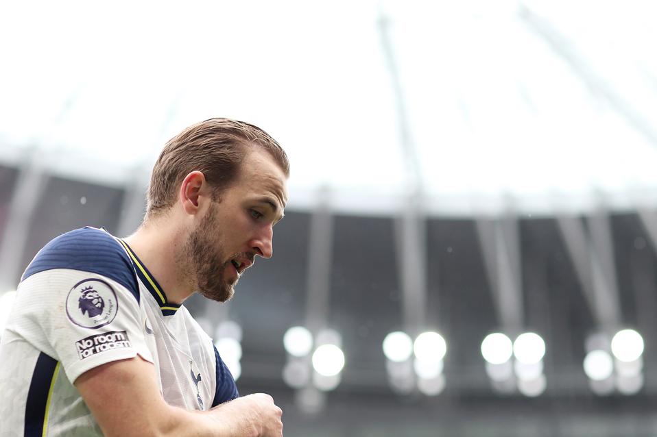 Tottenham Hotspur v Wolverhampton Wanderers - Premier League