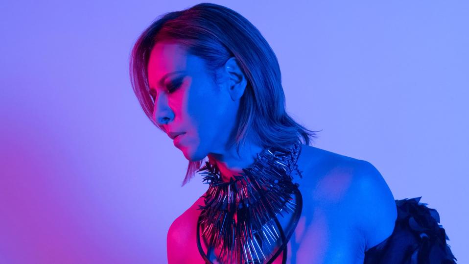 Yoshiki in an outfit from stage