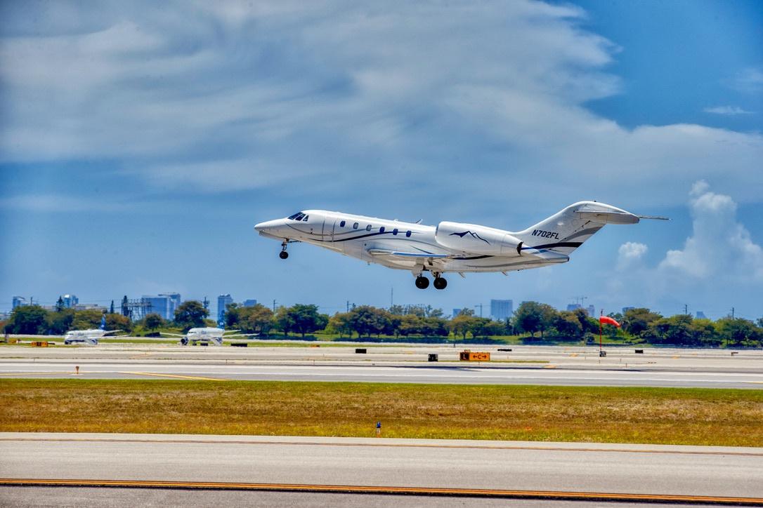 The Private Jet/Super Yacht Connection: Magellan Jets And IYC Partner Up - Vimarsana News