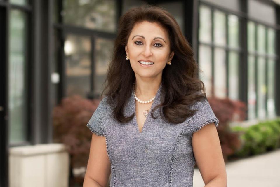 Head of shoulders of Raheela Anwar