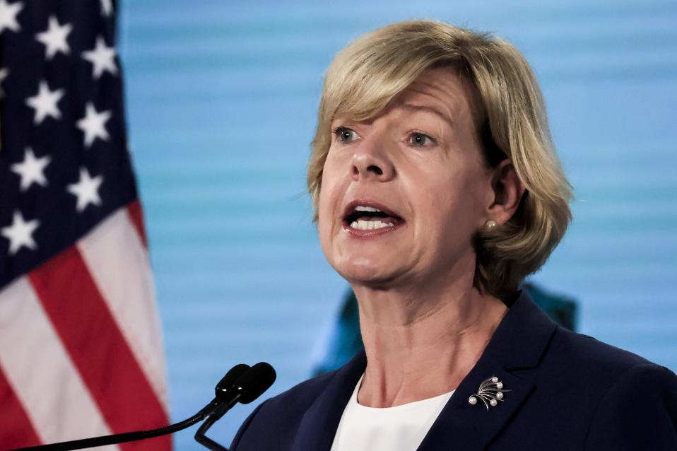 A picture of Senator Tammy Baldwin, Democrat from Wisconsin.