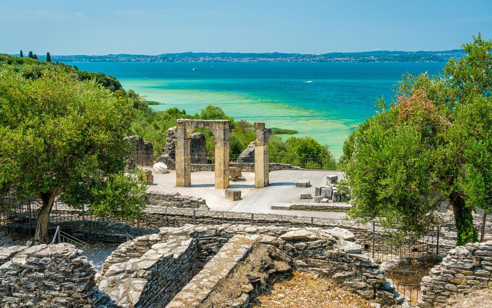 5 Great Italian Beach Destinations With Lots Of History Too - Vimarsana News