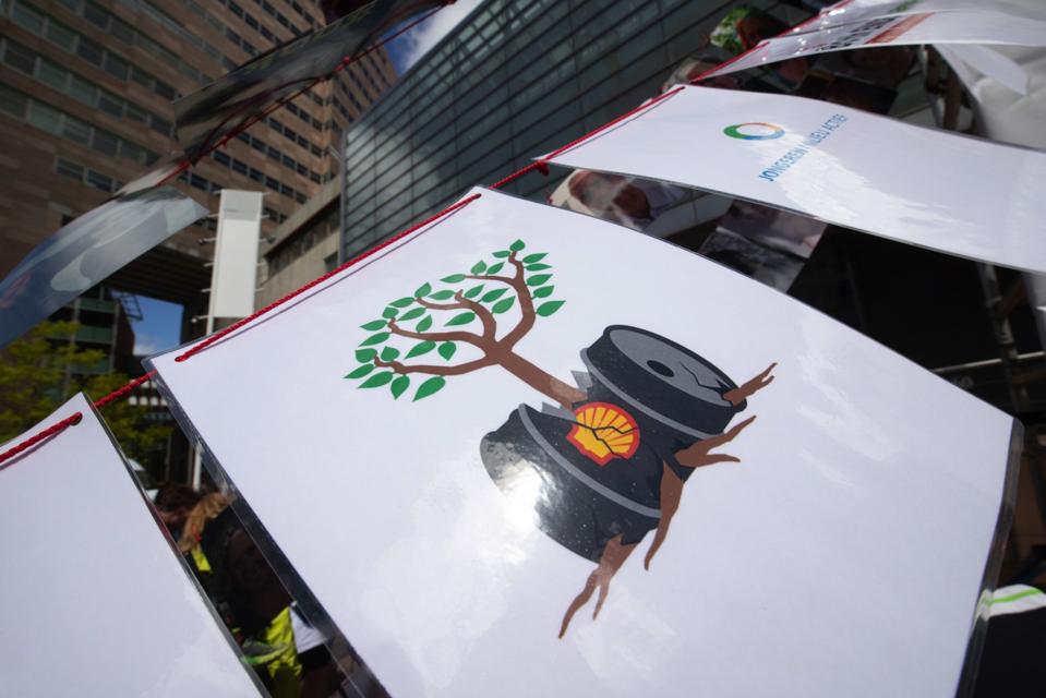 Environmental Group Takes Royal Dutch Shell Plc To Court Over Global Emissions