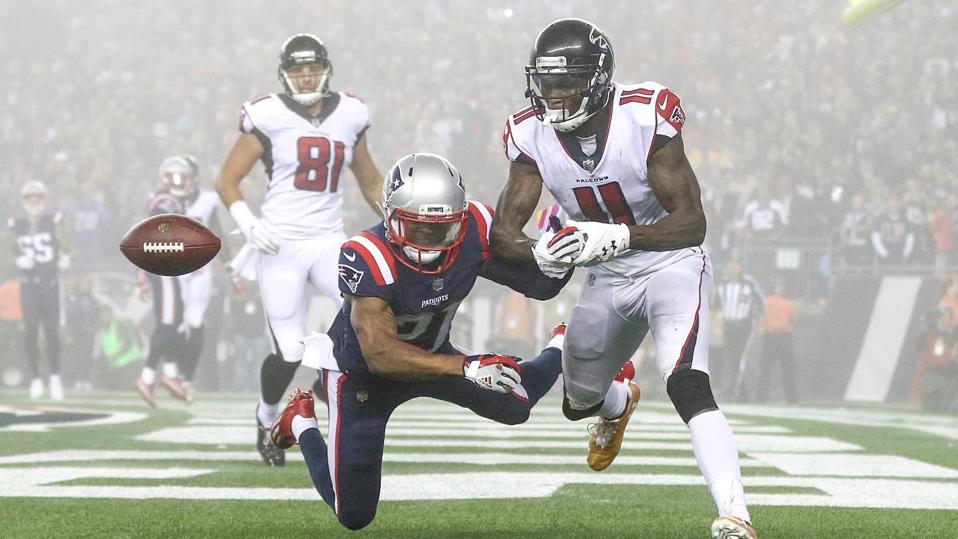 Julio Jones during the Atlanta Falcons' 2017 regular season game against the New England Patriots