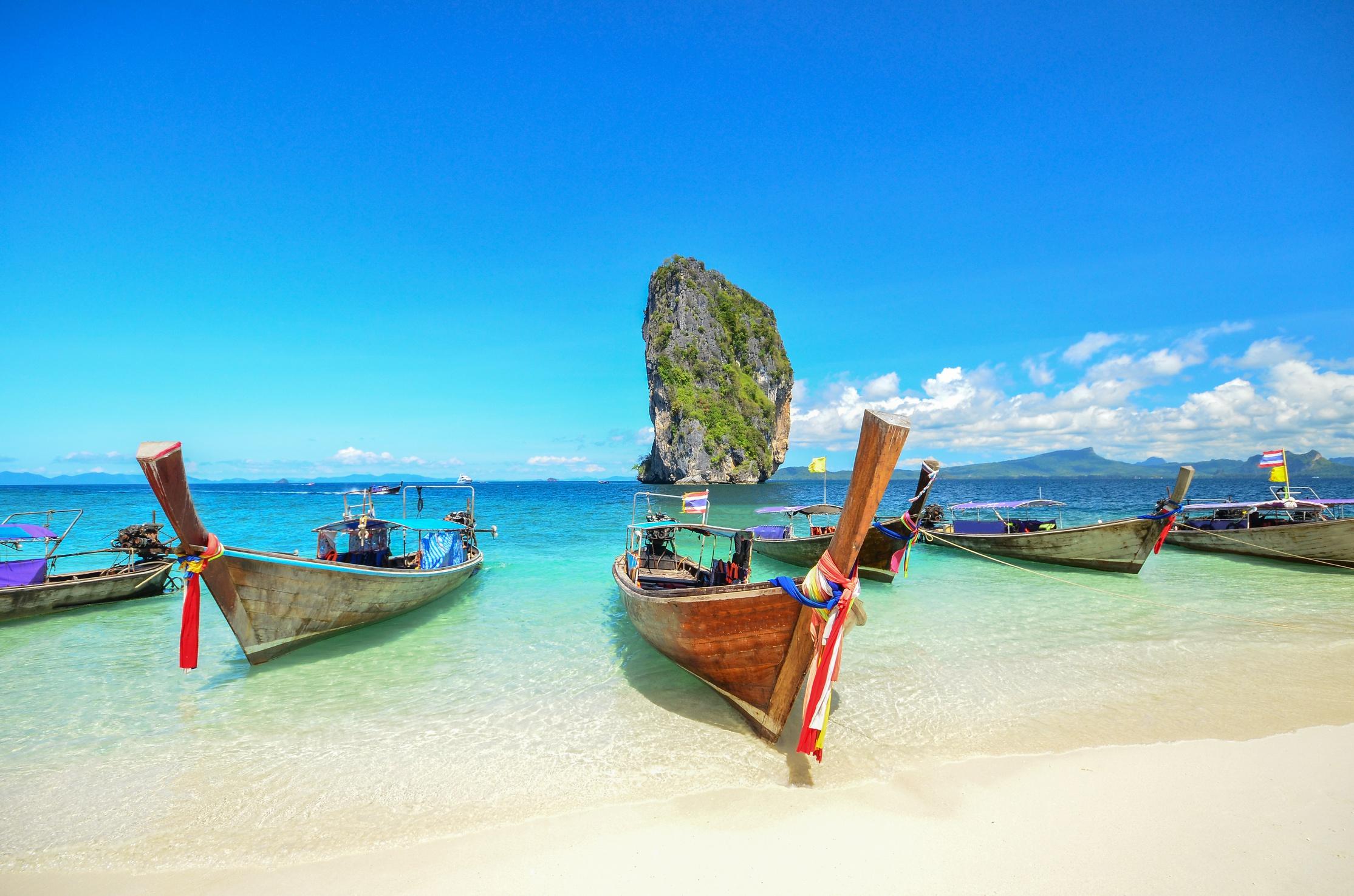 Where To Stay When Phuket Reopens To Vaccinated Tourists In July - Vimarsana News
