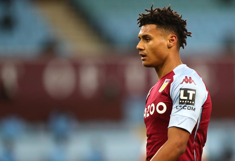 Aston Villa v Manchester City - Premier League