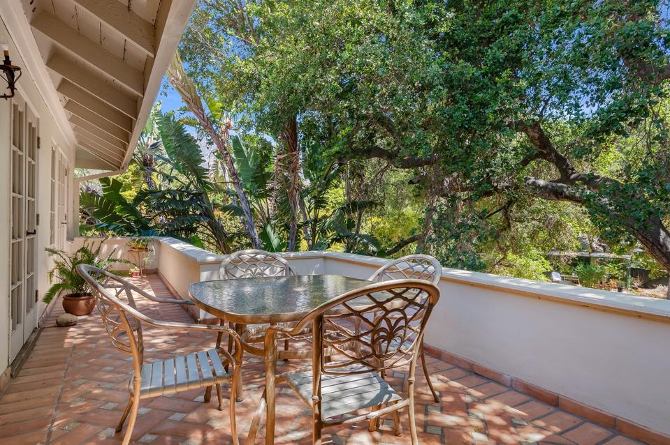 outdoor living montecito mansion 430 Hot Springs Road Santa Barbara, CA, USA