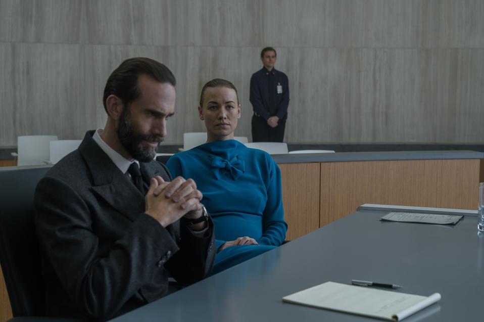 The Handmaid's Tale Fred and Serena at the hearing