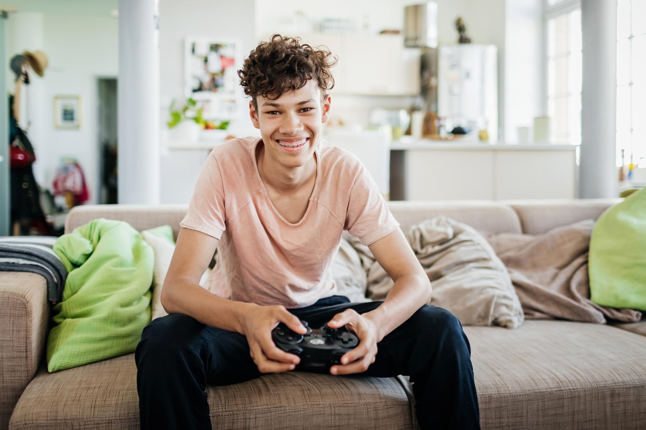 Playing To Win: Improving The Gaming Experience - Vimarsana News