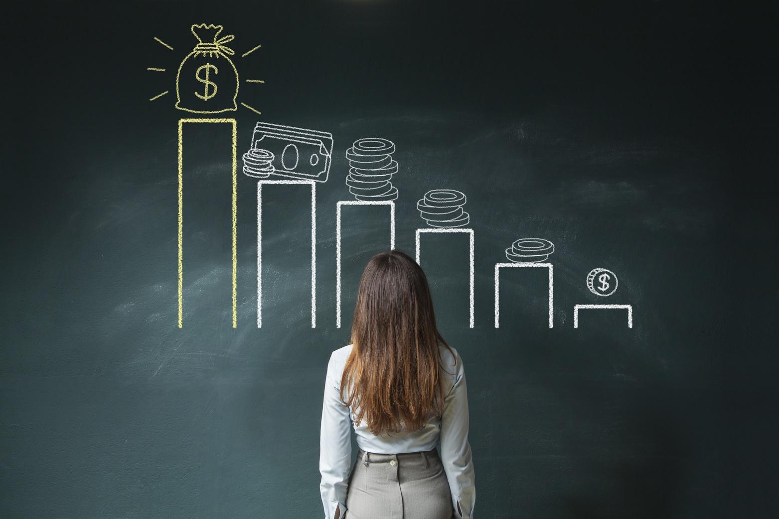 How Women Can Set Themselves Up To Succeed In Salary Negotiations - Vimarsana News