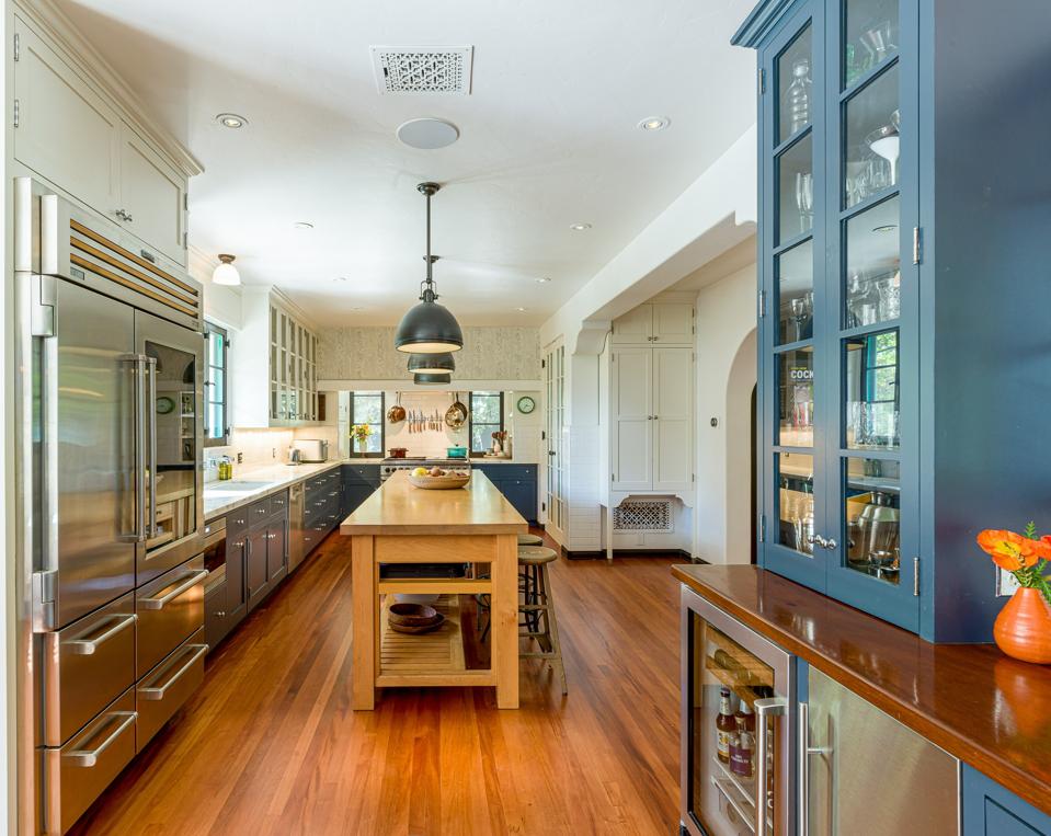 Luxurious kitchen