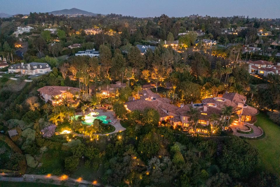 Villa Nafissa A Spectacular Custom-Built Estate 5992 Calle Camposeco Rancho Santa Fe