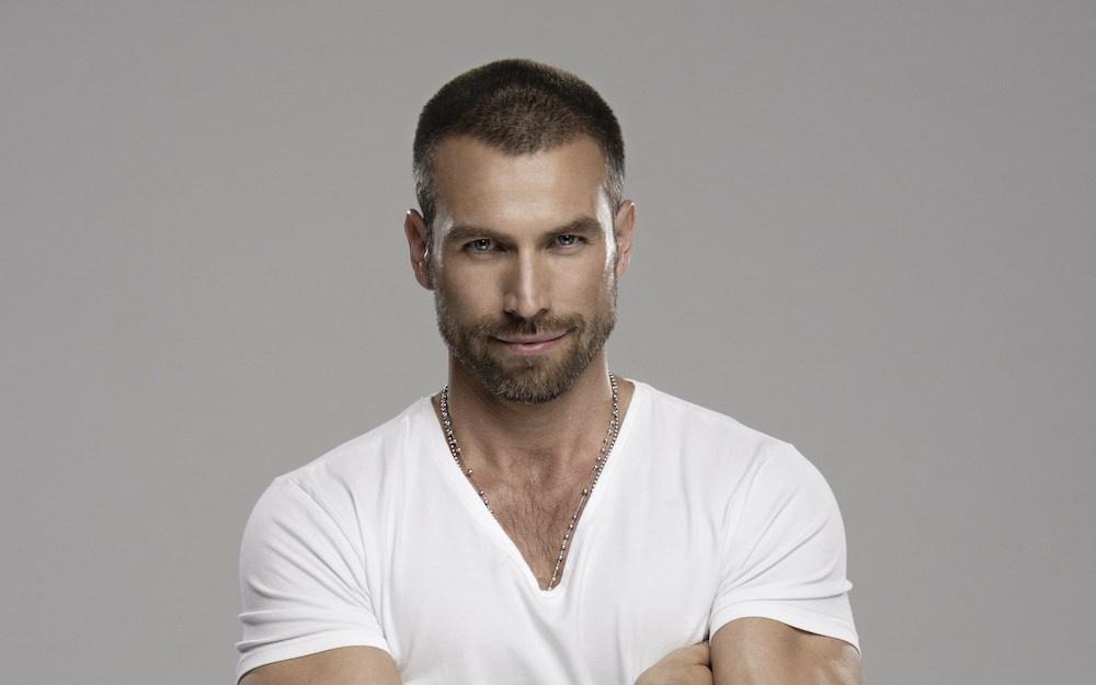 Rafael Amaya, Star Of 'El Señor De Los Cielos' Returns To Telemundo In Multi-Project Deal - Vimarsana News