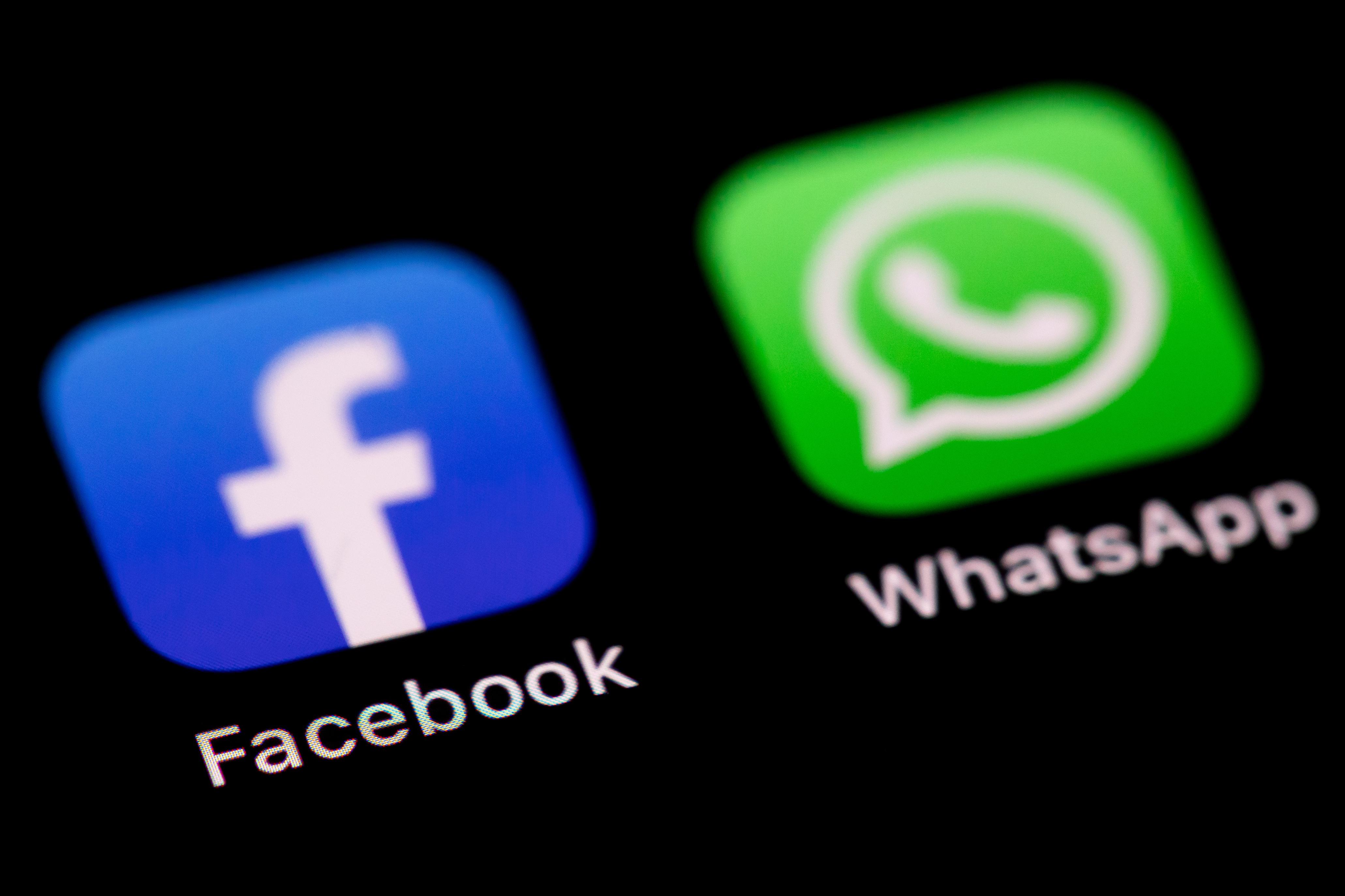 WhatsApp Suddenly Gives 2 Billion Users A Reason To Stay - Vimarsana News