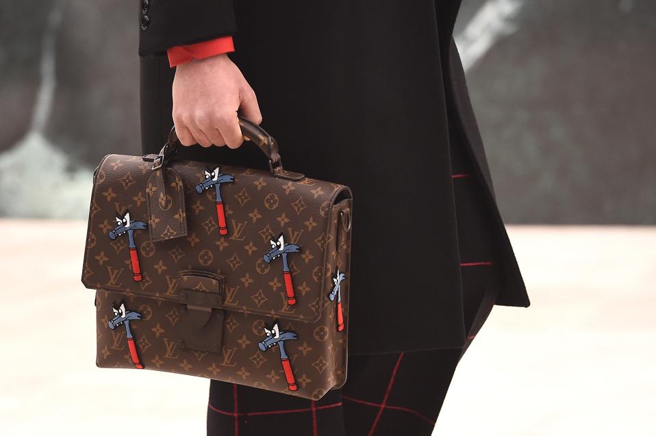 Louis Vuitton : Runway - Paris Fashion Week - Menswear F/W 2021-2022